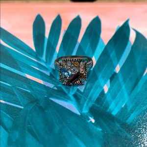 Statement ring size 7